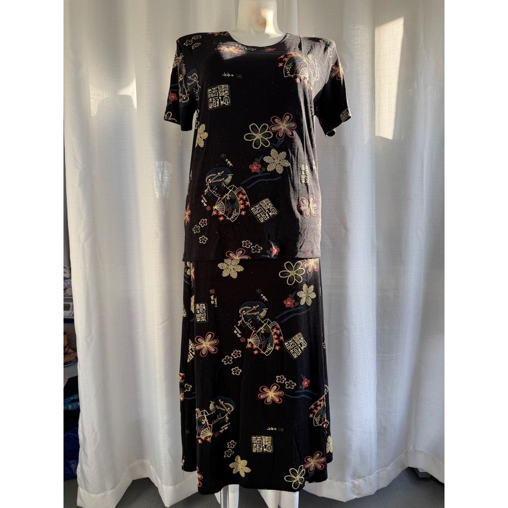 Vintage 2 Piece Set Top Maxi Skirt Size M/L Asian Geisha Floral Print Travel